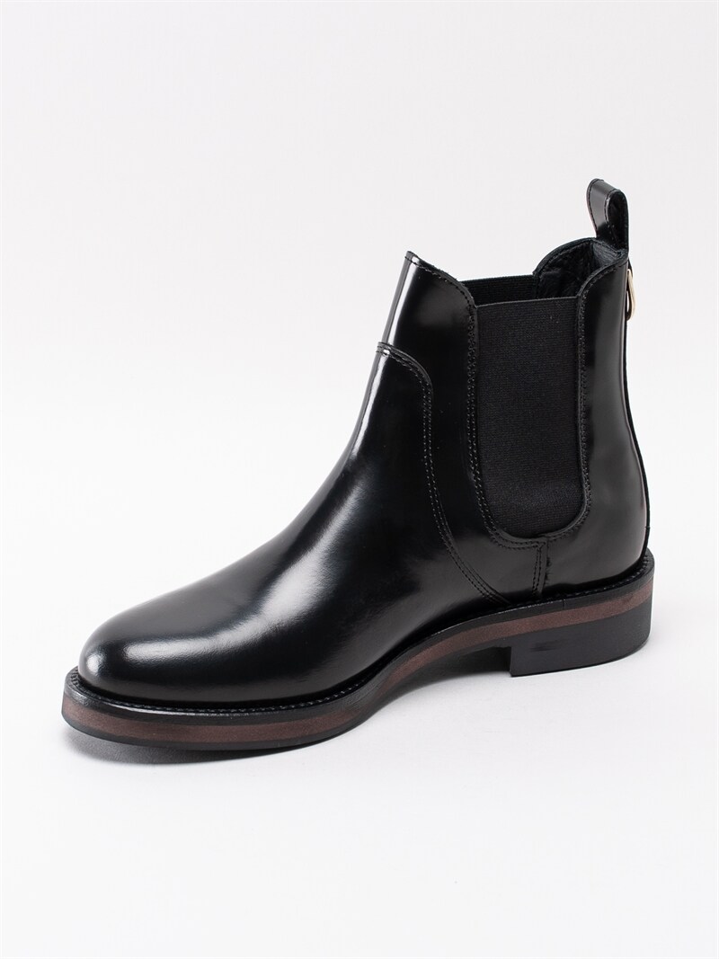 Gant Malin Black Svarta högpolerade chelsea boots i skinn Damskor | Skoman.se Gant Malin Black Svarta högpolerade chelsea boots i skinn Damskor | Skoman.se