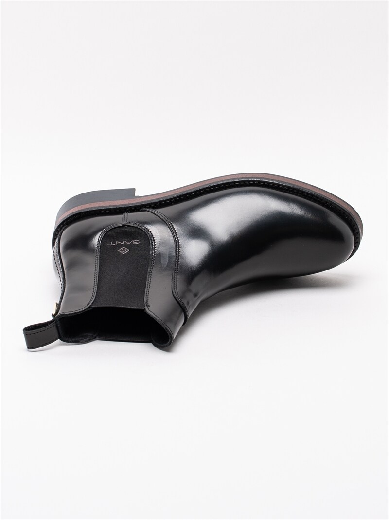 Gant Malin Black Svarta högpolerade chelsea boots i skinn Damskor | Skoman.se Gant Malin Black Svarta högpolerade chelsea boots i skinn Damskor | Skoman.se