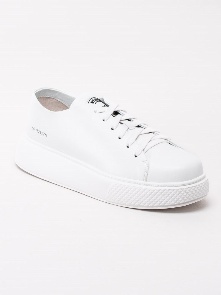 Pavement Entourage Vita sneakers i skinn med platå Pavement Entourage Vita sneakers i skinn med platå
