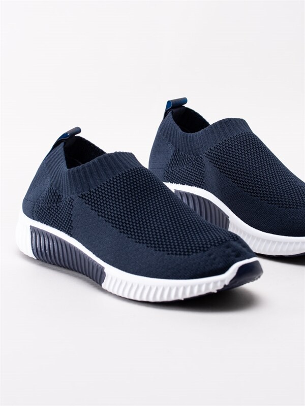 Ilse Jacobsen Dalia 4070 Navy Mörkblå sportig slip on skor ILSE JACOBSEN | Johanssons Skor