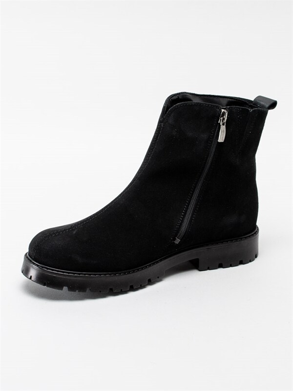 Aaltonen 35917 Svarta ullfodrade boots med broddar Aaltonen 35917 Svarta ullfodrade boots med broddar