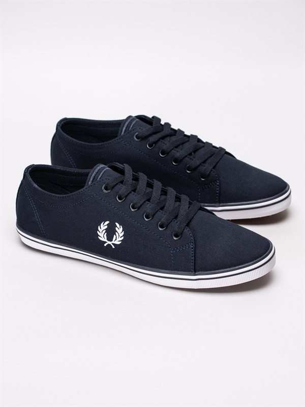 Fred Perry Kingston Twill Mörkblå tygskor Fred Perry Kingston Twill Mörkblå tygskor