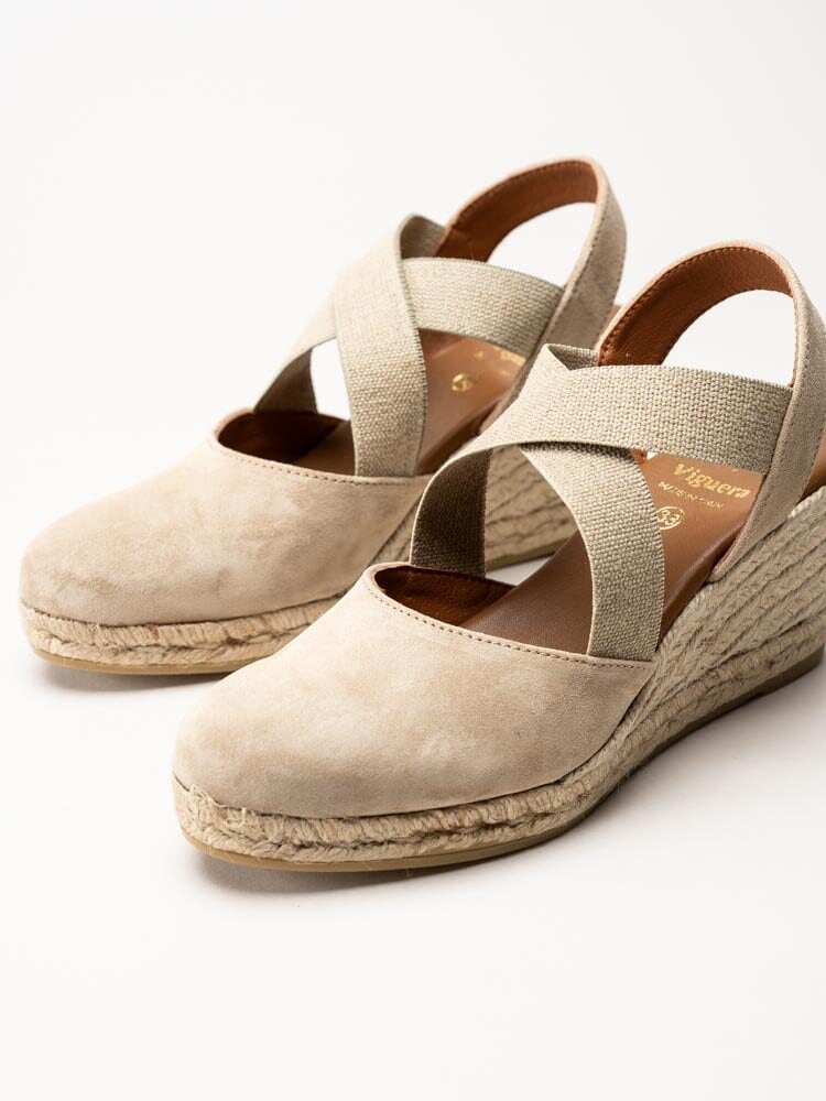 Duffy - Beige kilklackade espadrillos i mocka