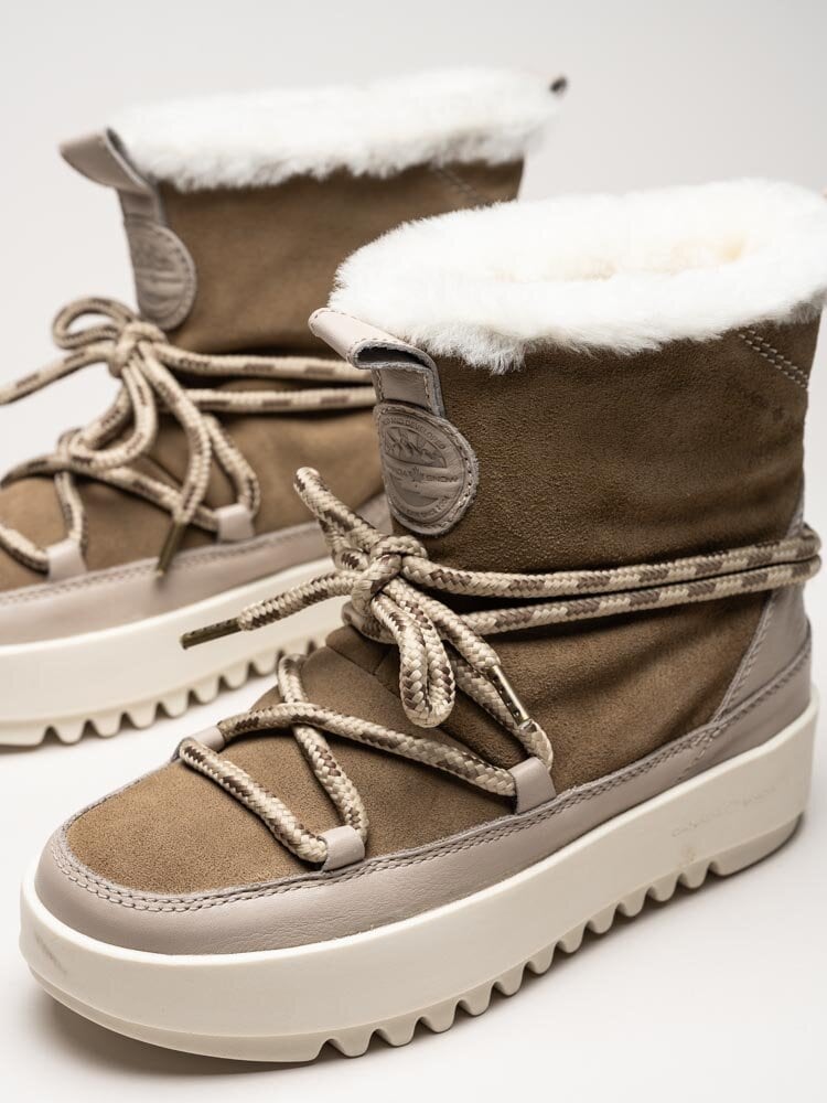 Canada Snow - Mount Marty - Beige boots i mocka med fårskinnsfoder