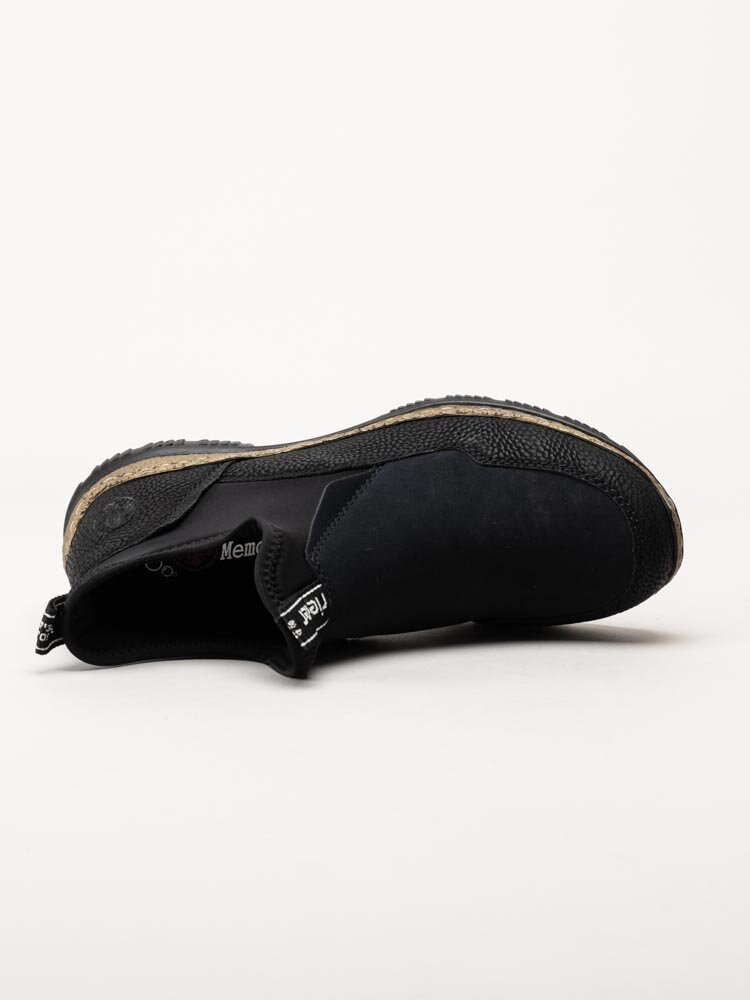 Rieker - Svarta slip on skor