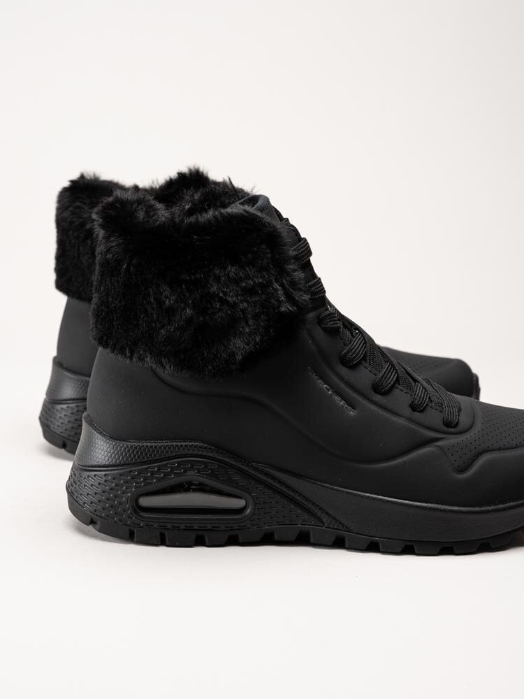 Skechers - UNO Rugged Fall Air - Svarta fodrade kängor