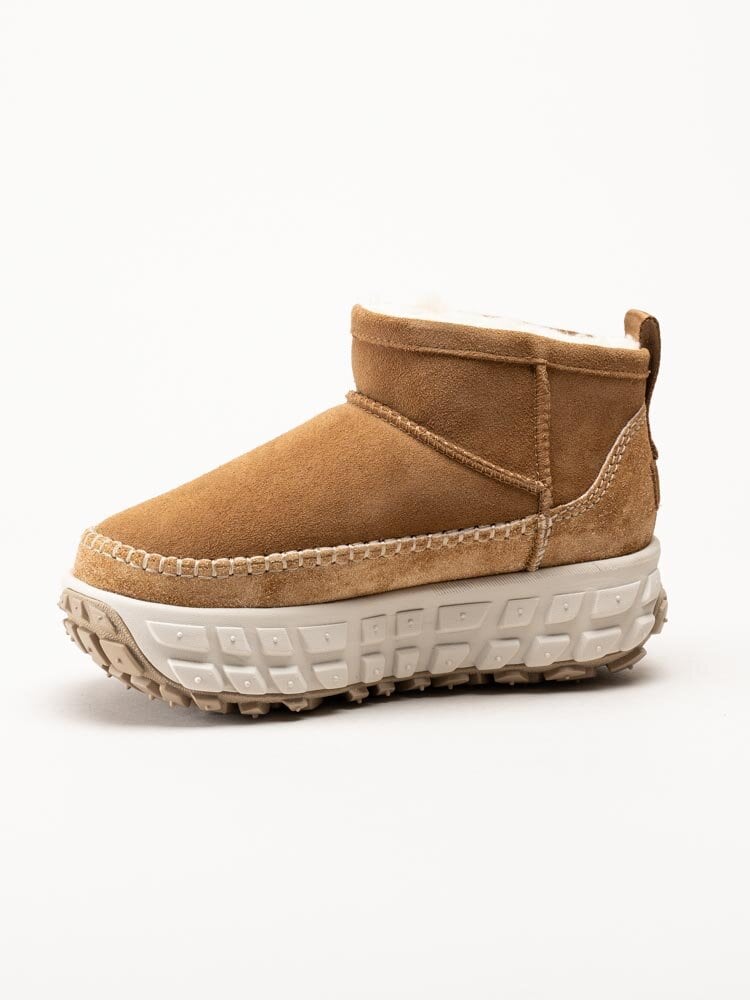 UGG - W Venture Daze Ultra Mini - Ljusbruna fodrade boots i mocka