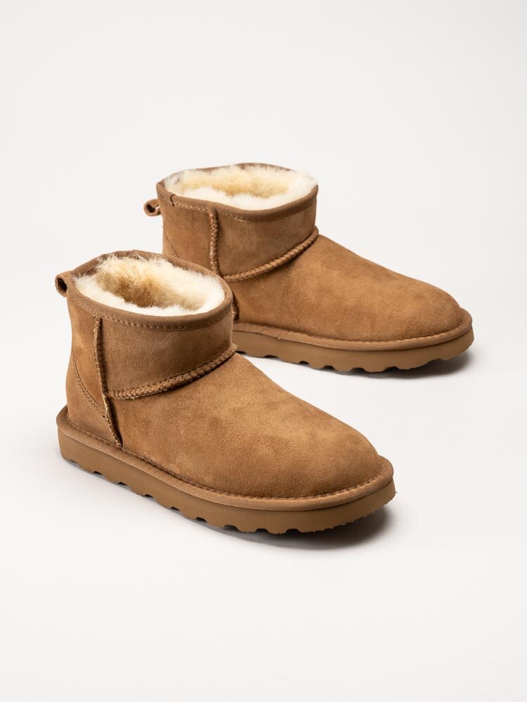 Rugged Gear - Bondi Mini LUXE - Ljusbruna fårskinnsfodrade boots i mocka