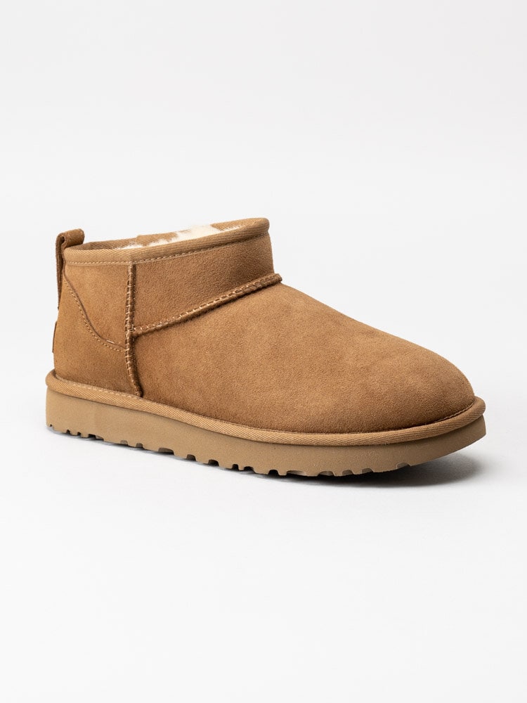 UGG - W Classic Ultra Mini - Ljusbruna ullfodrade vinterboots i mocka