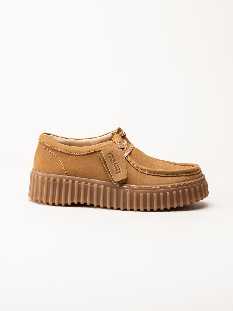 Clarks - Torhill Bee - Ljusbruna chunky snörskor i nubuck