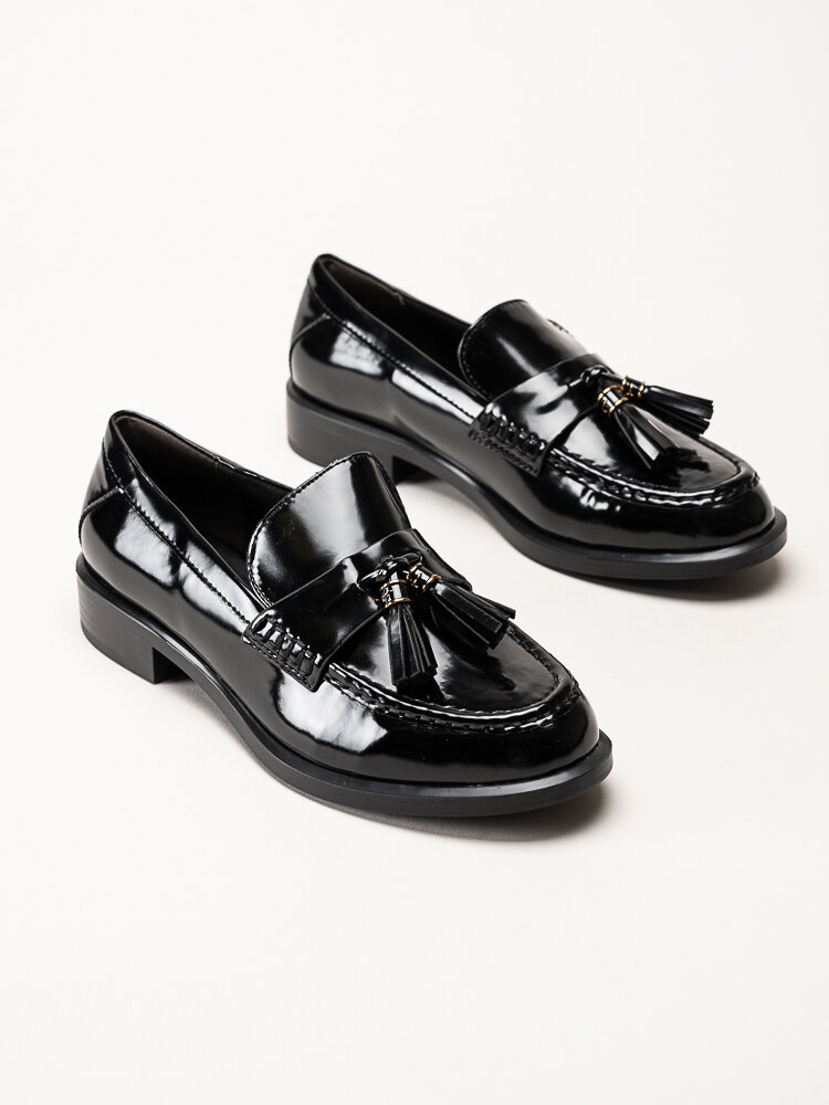 Tamaris - Svarta loafers i lack