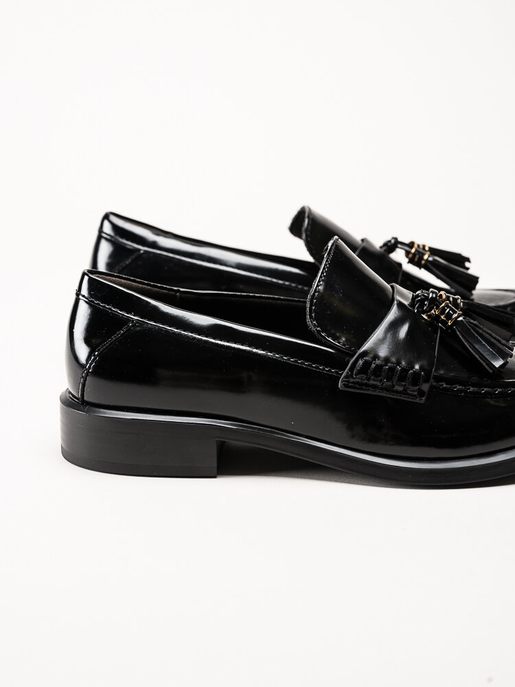 Tamaris - Svarta loafers i lack