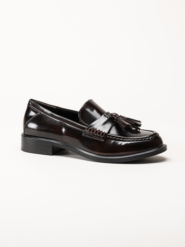 Tamaris - Mörkbruna loafers i lack