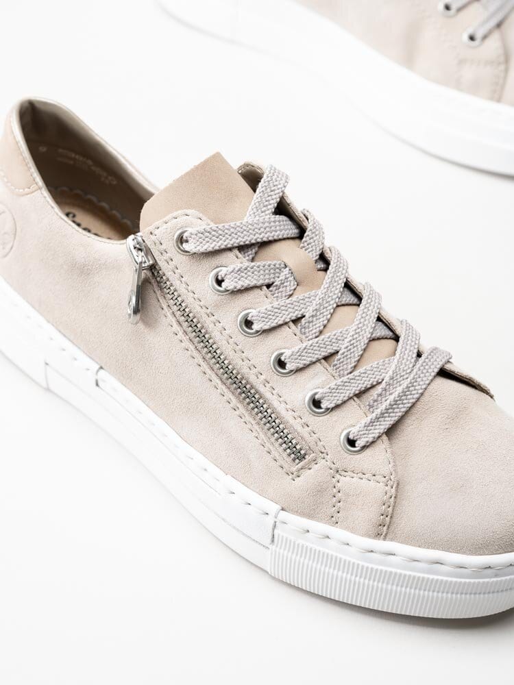 Rieker - Beige platåsneakers i mocka