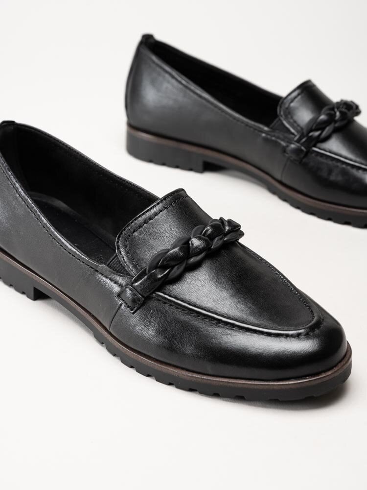 Tamaris - Svarta loafers i skinn