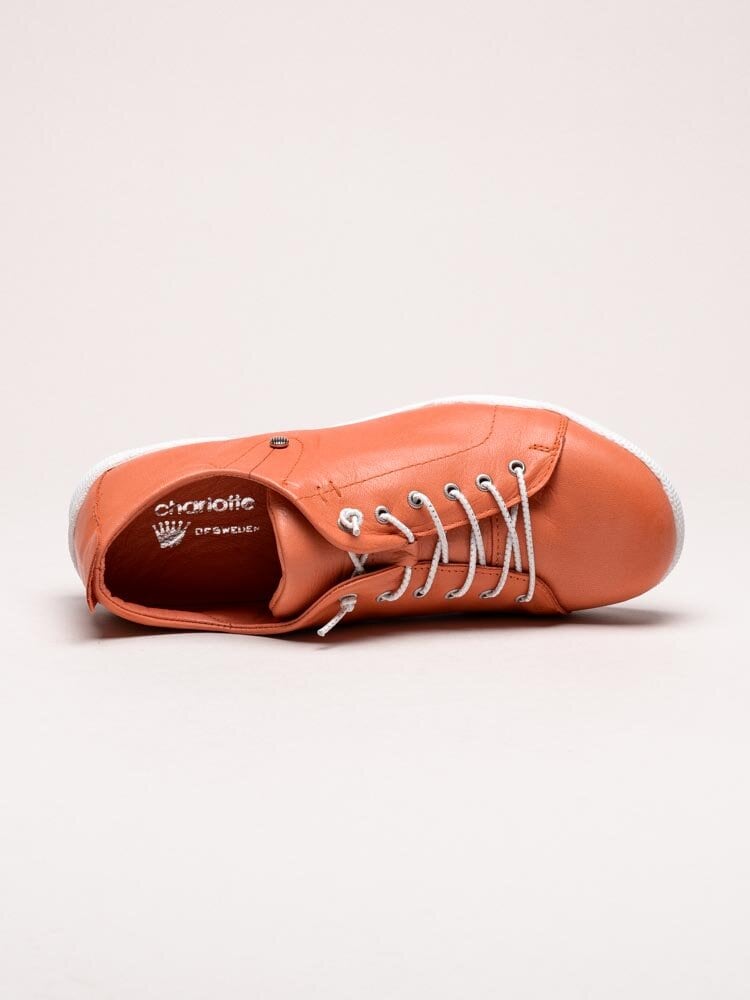 Charlotte of Sweden - Orange sneakers i skinn