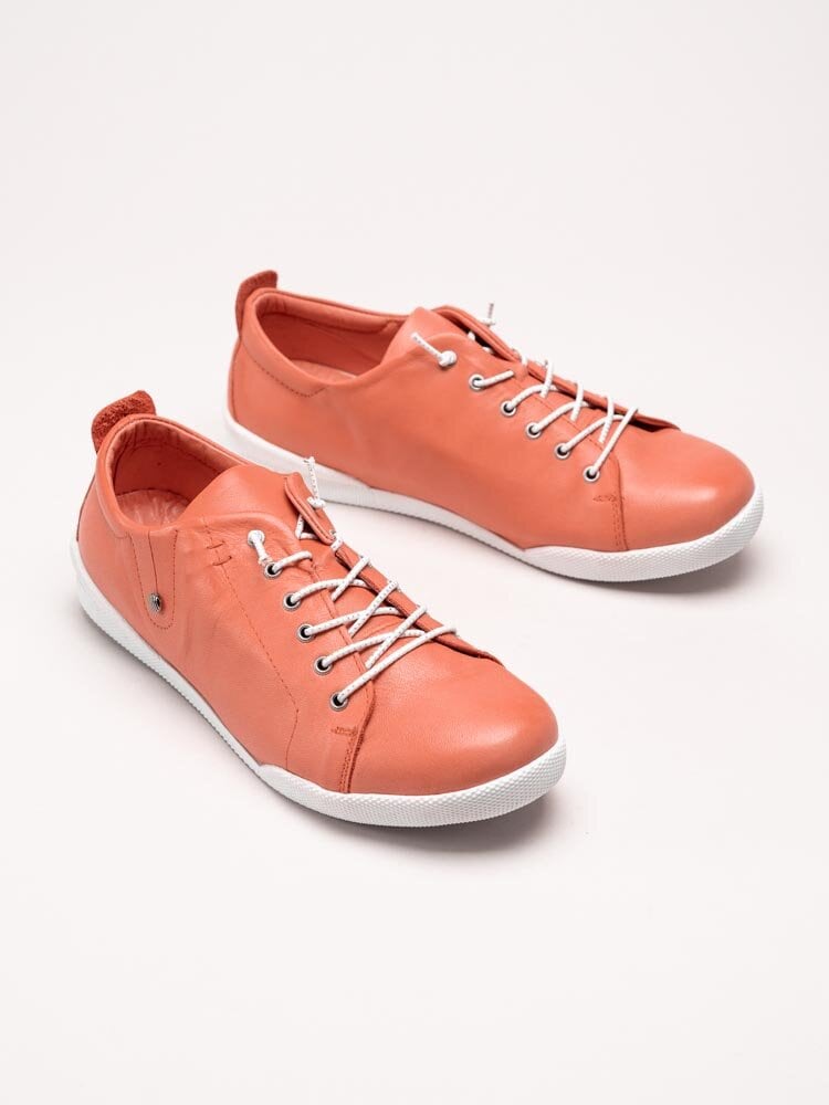 Charlotte of Sweden - Orange sneakers i skinn