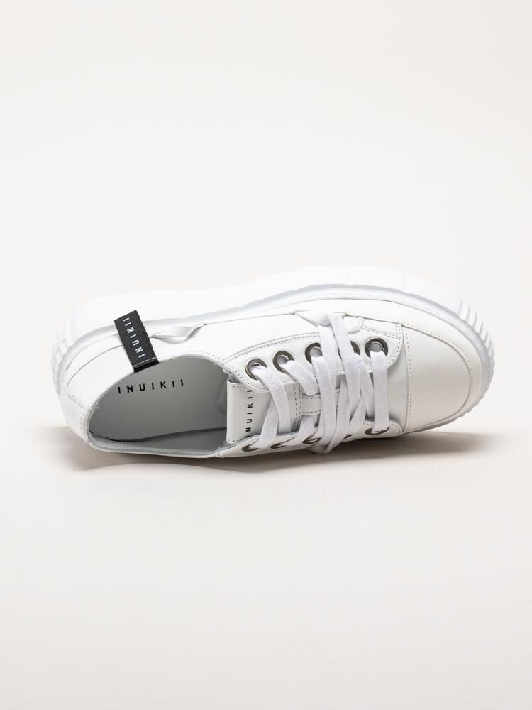 Inuikii - Leather Matilda low - Vita platåsneakers i skinn