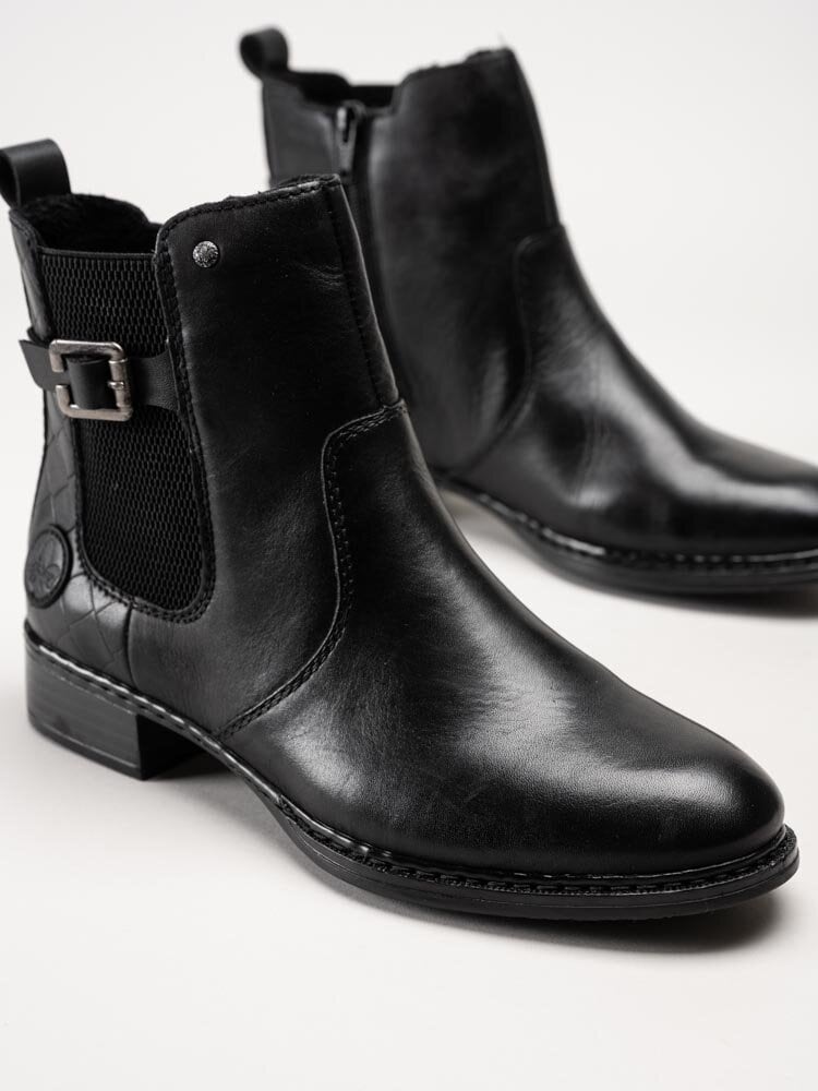 Rieker - Svarta chelsea boots i skinn