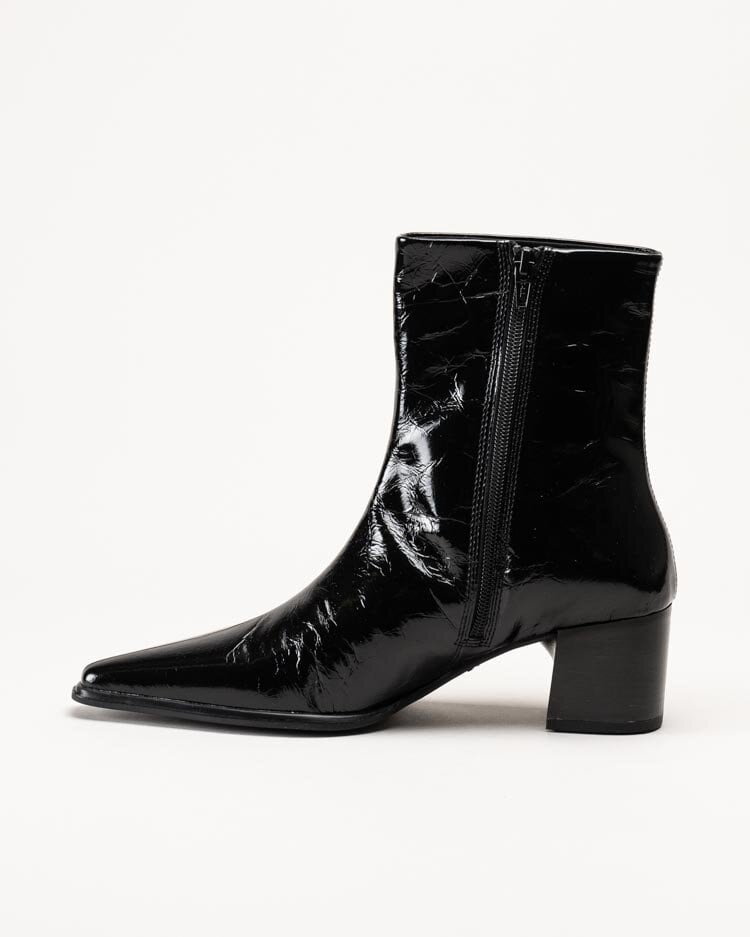 Vagabond - Giselle - Svarta boots i lackskinn