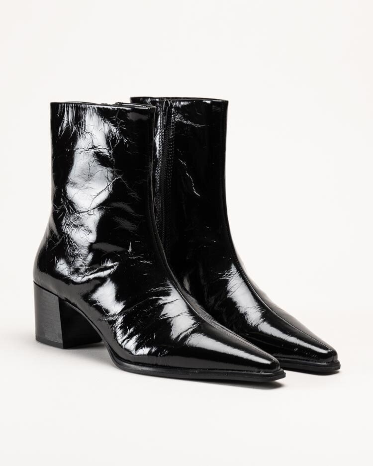 Vagabond - Giselle - Svarta boots i lackskinn