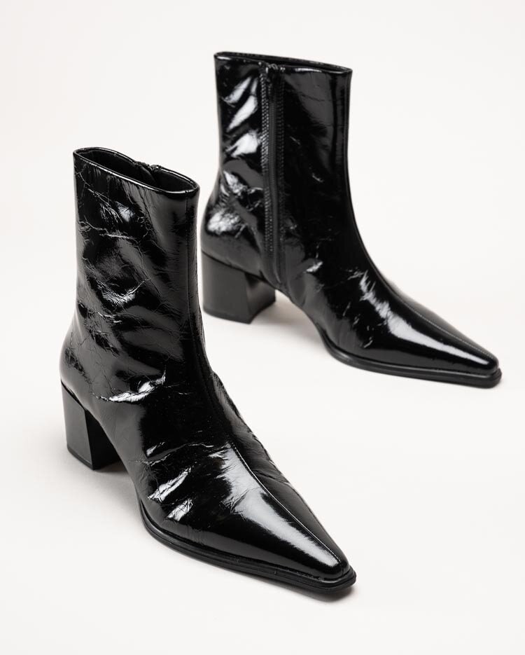 Vagabond - Giselle - Svarta boots i lackskinn