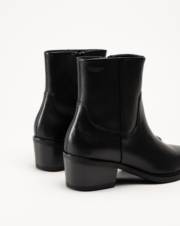 Vagabond - Kelsey - Svarta boots i skinn