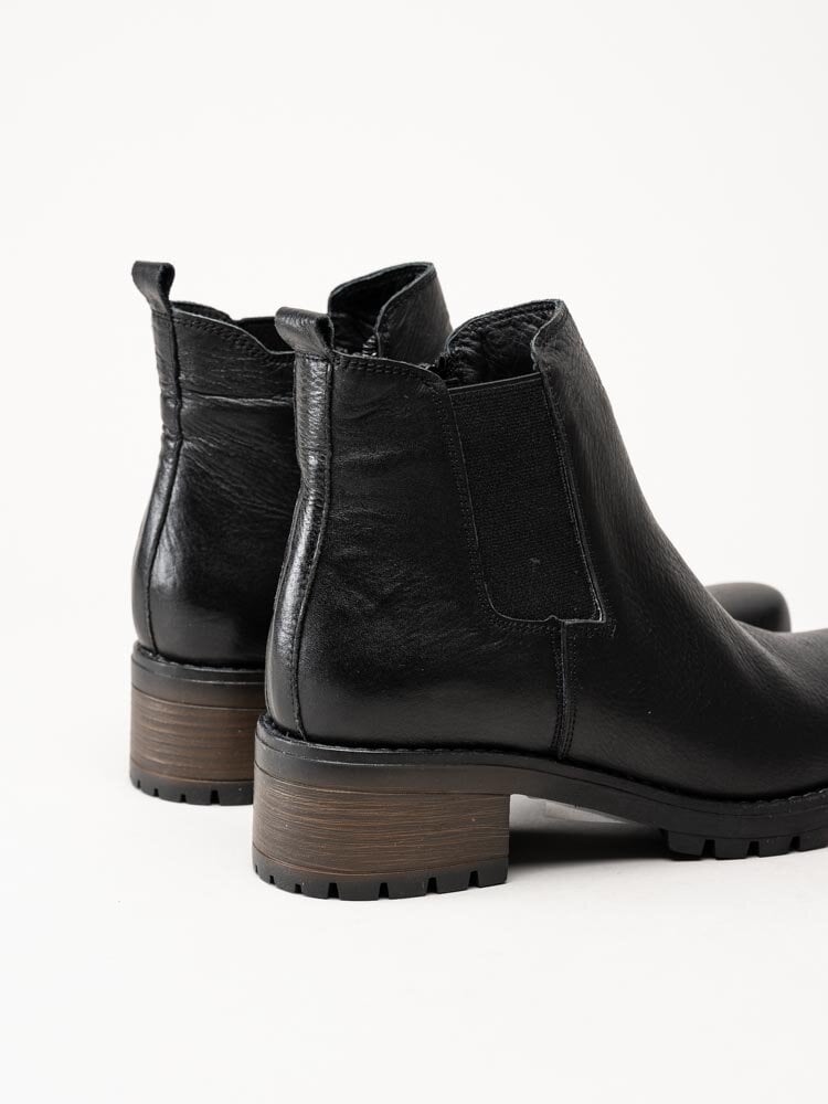 Charlotte of Sweden - Svarta chelsea boots i skinn