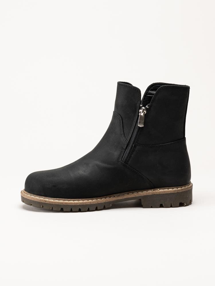 Charlotte of Sweden - Svarta boots i nubuck