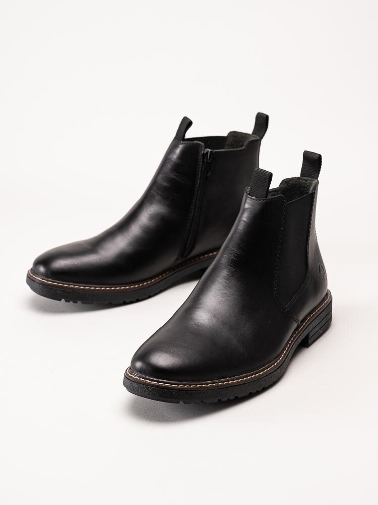 Rieker - Svarta chelsea boots i skinn