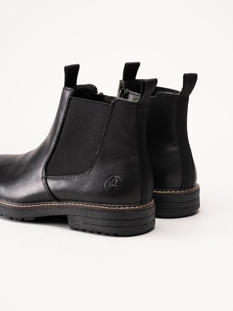 Rieker - Svarta chelsea boots i skinn