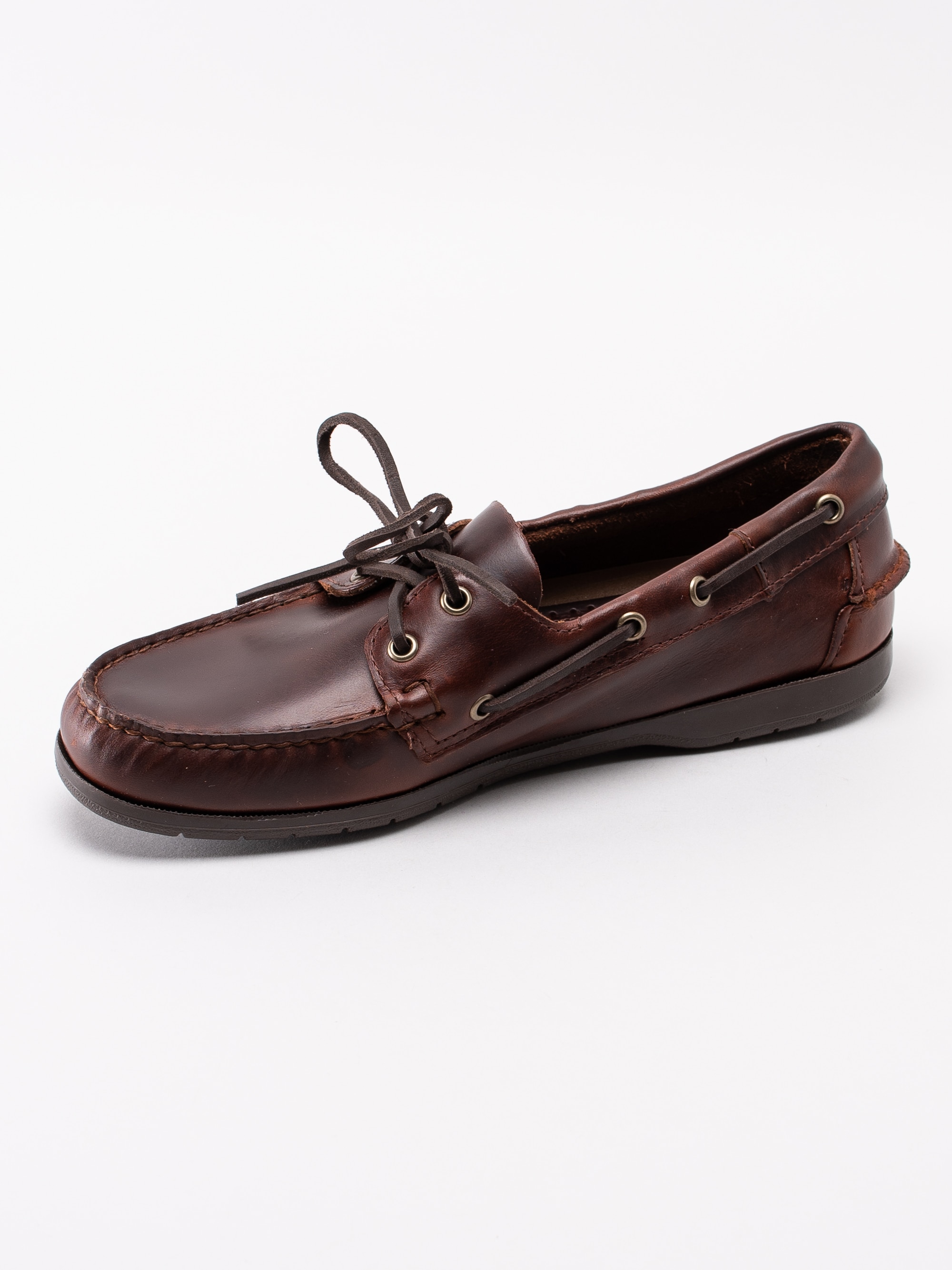 sebago docksides endeavor