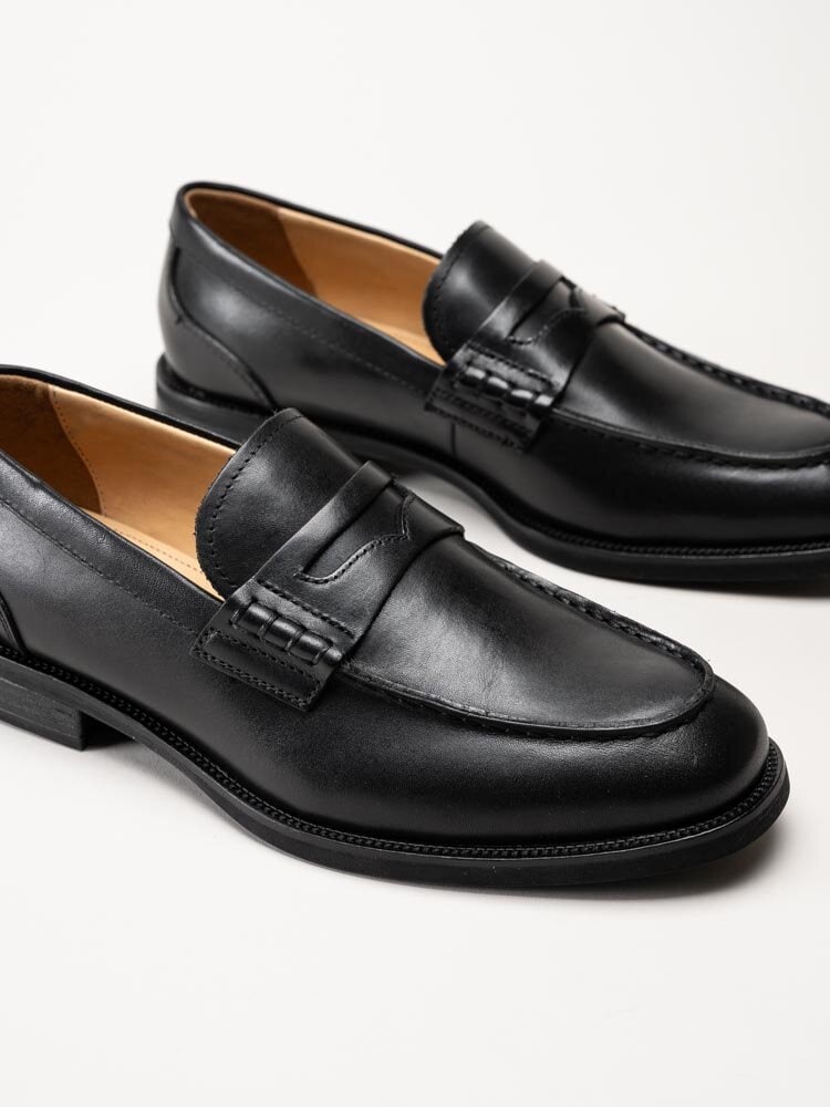 Vagabond - Mario - Svarta loafers i skinn