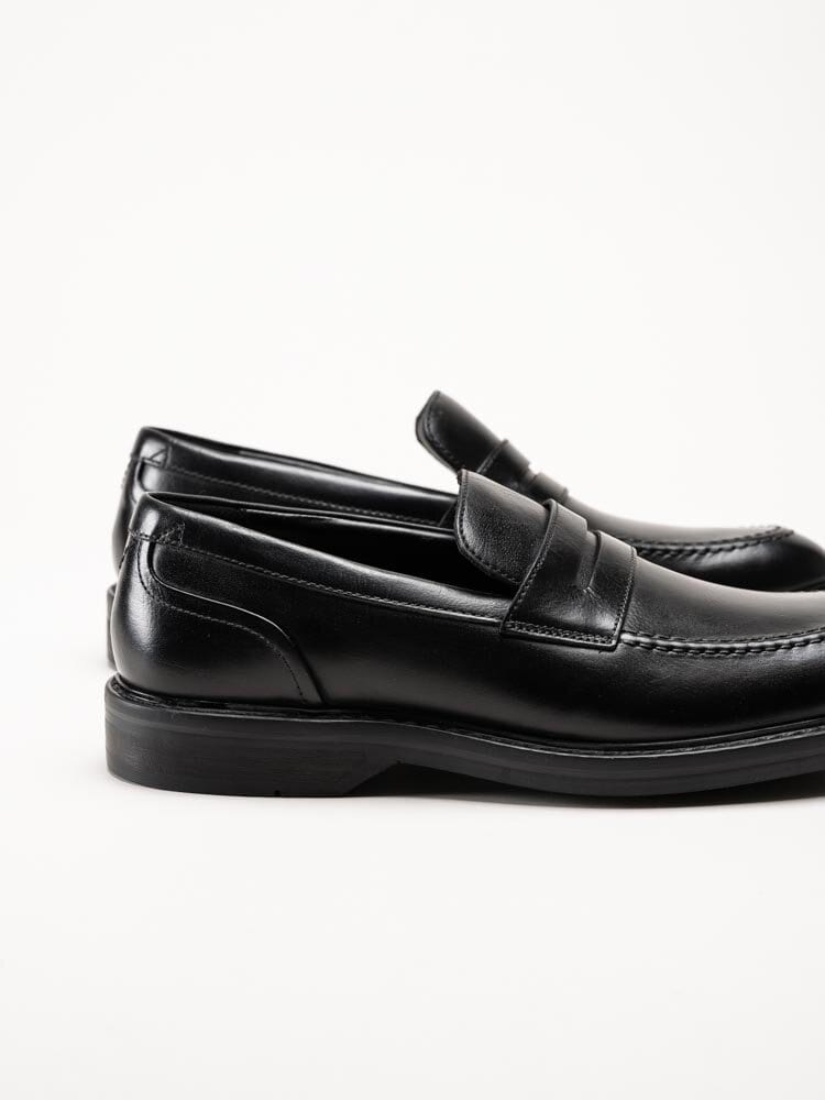 Clarks - Aldwin Step G - Svarta pennyloafers i skinn