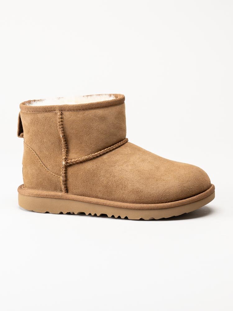 UGG - K Classic Mini II - Ljusbruna låga ullfodrade vinterboots