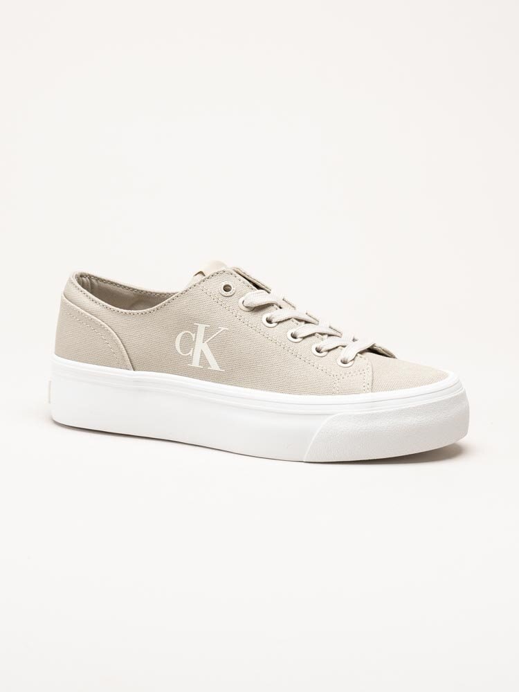 Calvin Klein - Vulc Platform Low CV Mg - Beige platåsneakers i textil