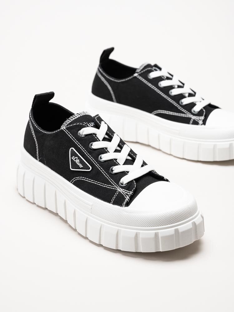 S.Oliver - Svarta chunky sneakers i textil