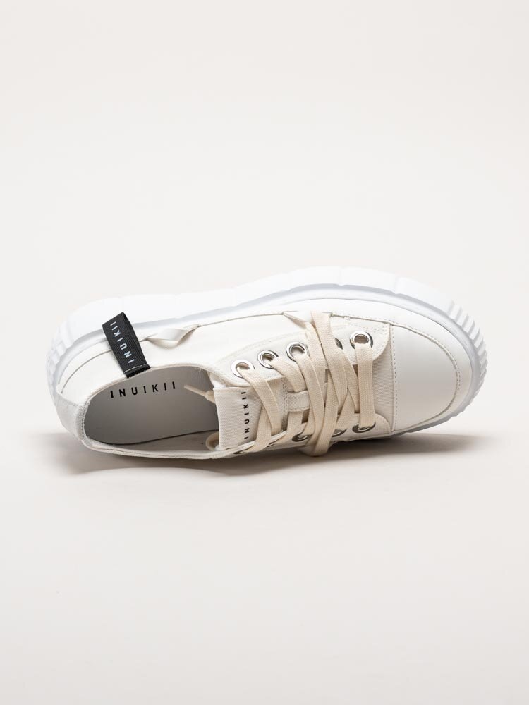 Inuikii - Matilda Canvas low - Vita sneakers med platåsula