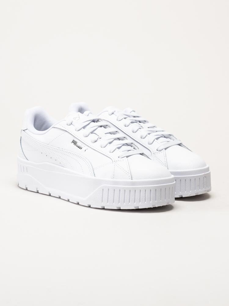 Puma - Karmen II L - Vita platåsneakers i skinn