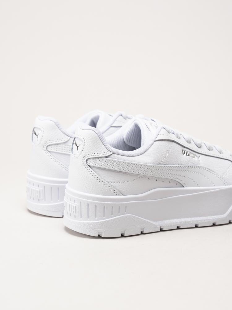 Puma - Karmen II L - Vita platåsneakers i skinn