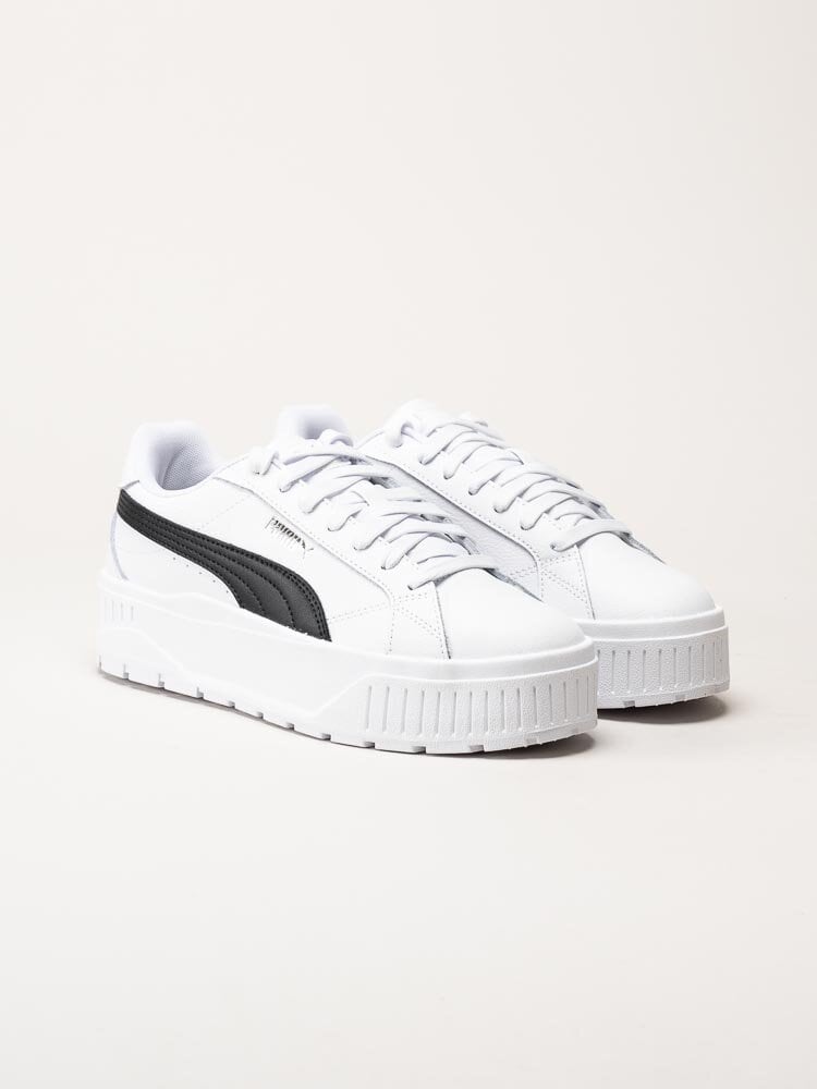 Puma - Karmen II L - Vita platåsneakers i skinn