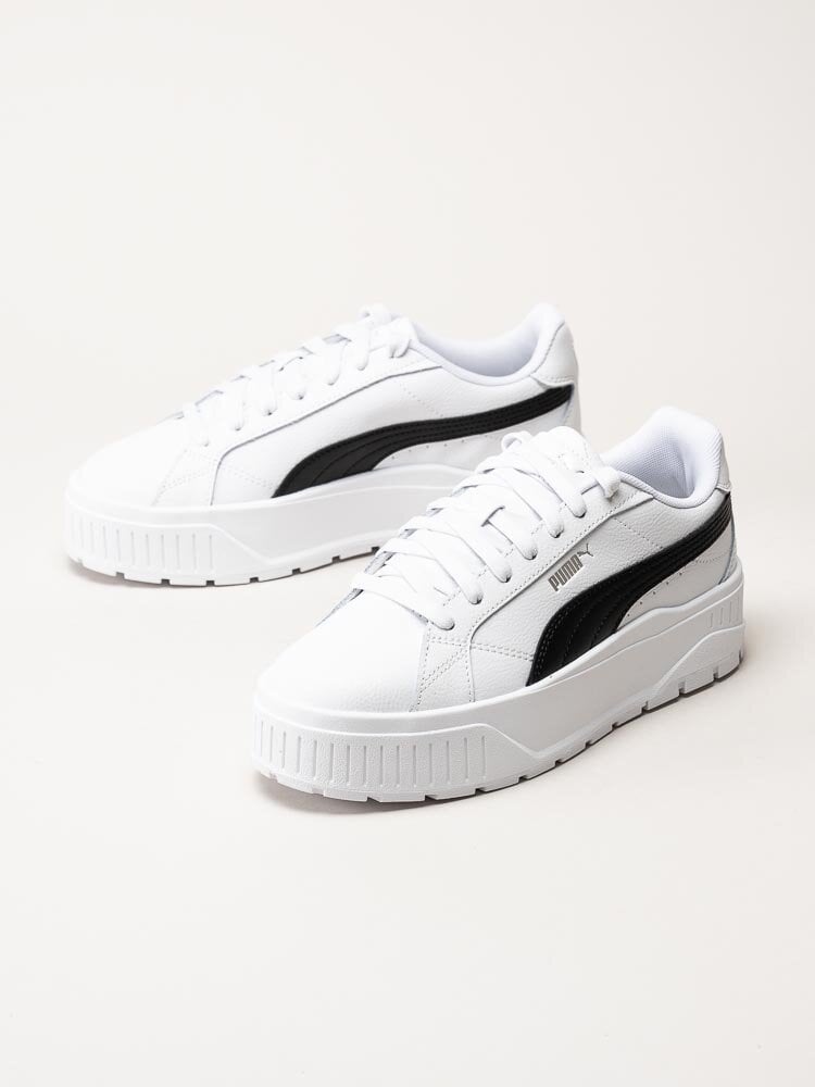 Puma - Karmen II L - Vita platåsneakers i skinn