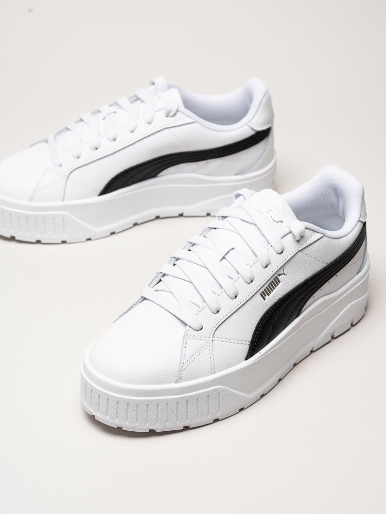 Puma - Karmen II L - Vita platåsneakers i skinn