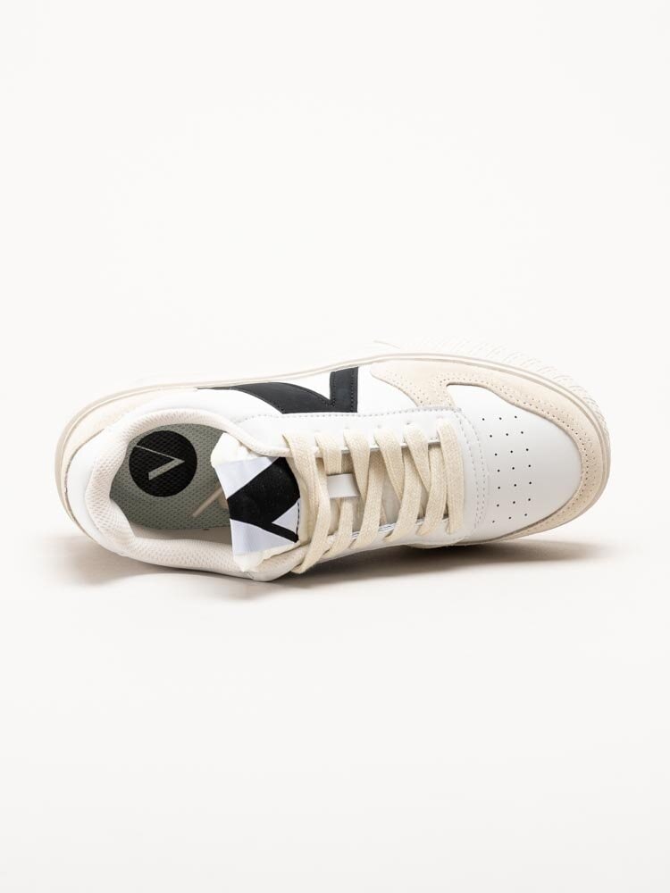 ARKK Copenhagen - Uncover - Vita skinnsneakers med mockadetaljer