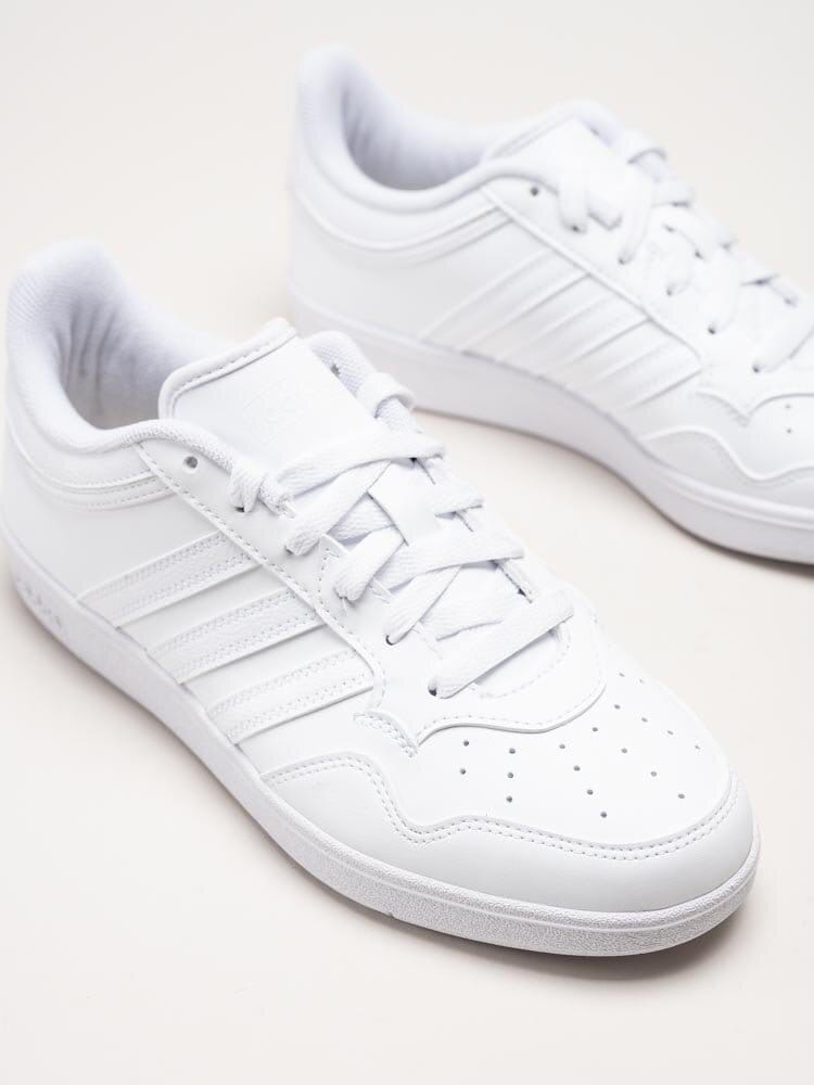 Adidas - Hoops 4.0 W - Vita sneakers i skinnimitation