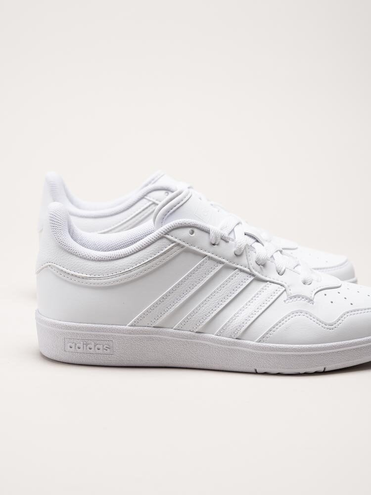 Adidas - Hoops 4.0 W - Vita sneakers i skinnimitation