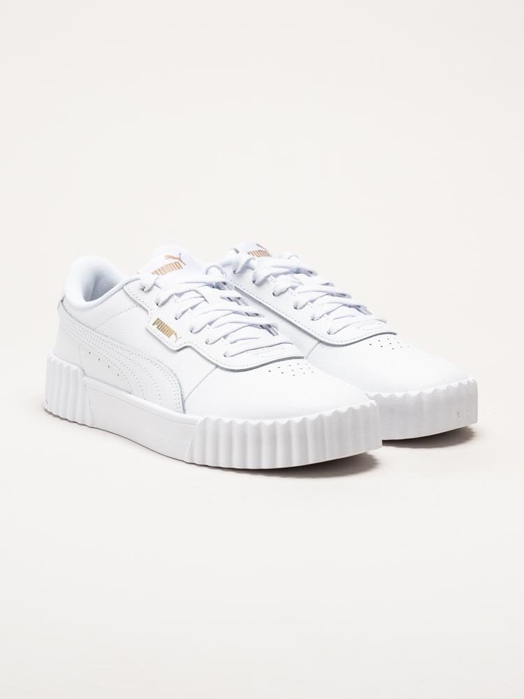 Puma - Carina 3.0 - Vita sneakers i skinnimitation