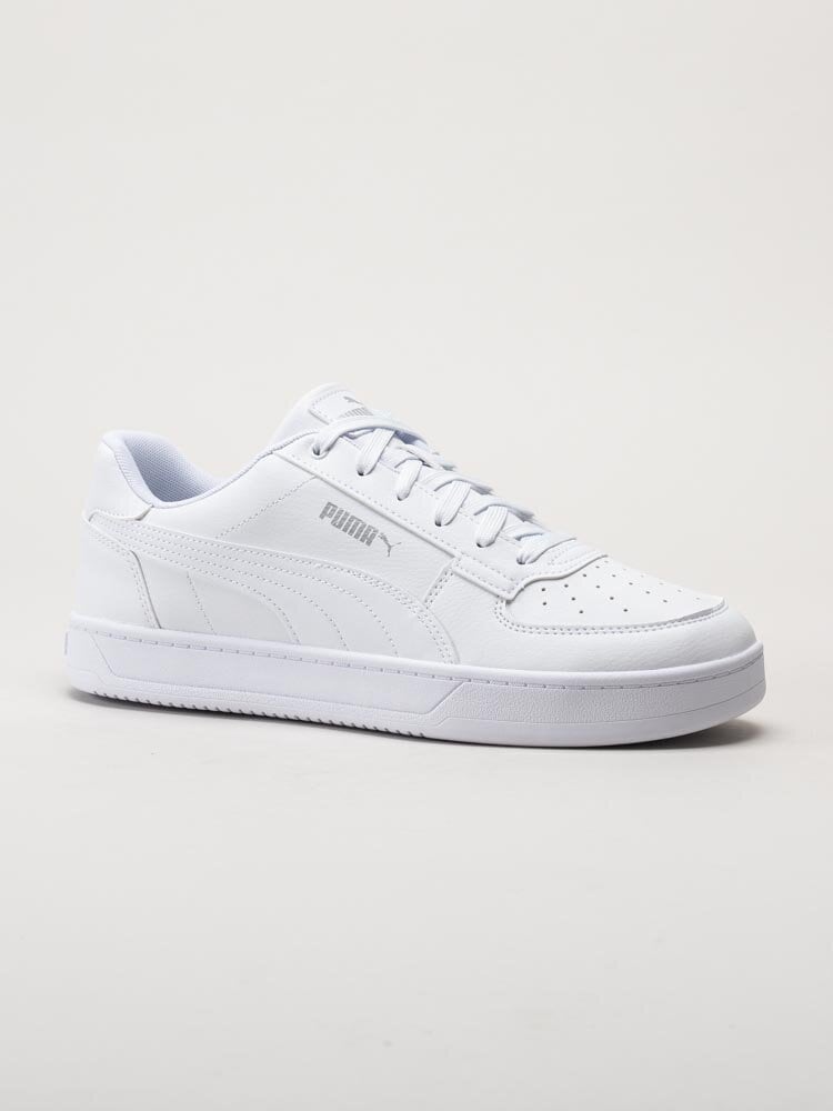 Puma - Caven 2.0 - Vita sneakers i skinnimitation