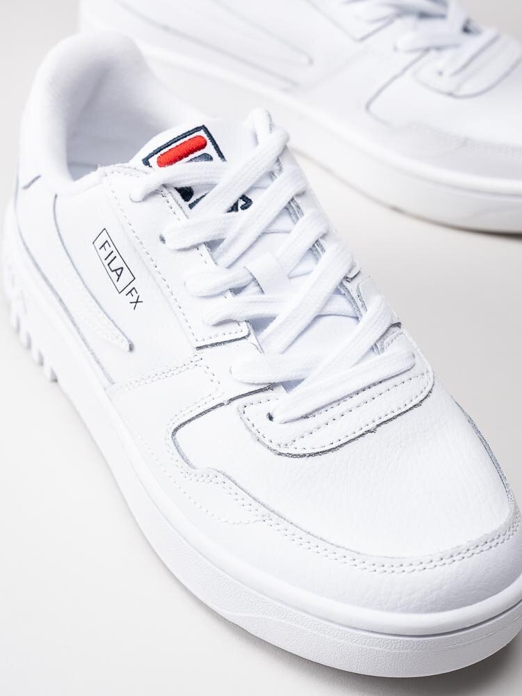 FILA - Fxventuno L - Vita sneakers i skinn