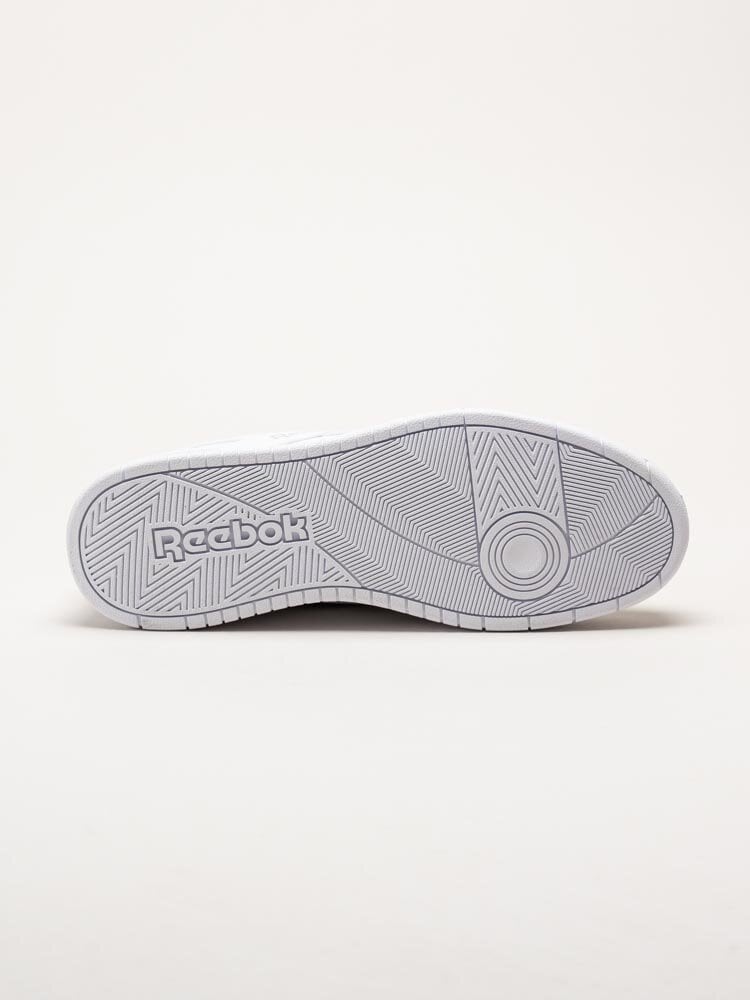 Reebok - BB 1000 - Vita sneakers i skinnimitation